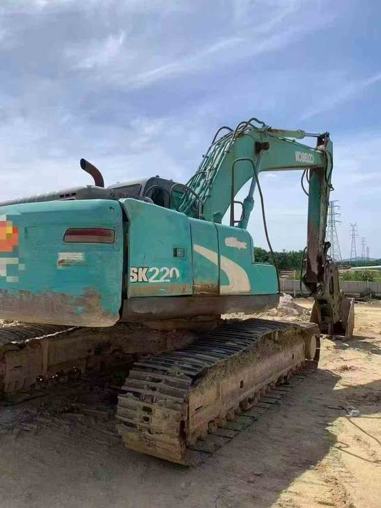 Buy Kobelco SK210 Used Excavator / 1