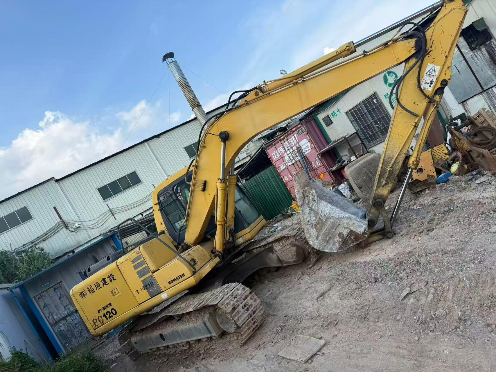 Buy Komatsu PC120-6E Used Excavator / 2