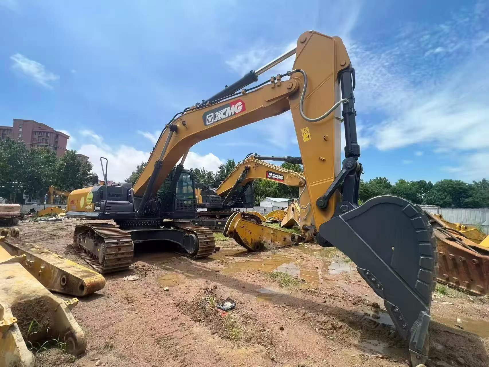 Buy XCMG XE380K Used Excavator / 5