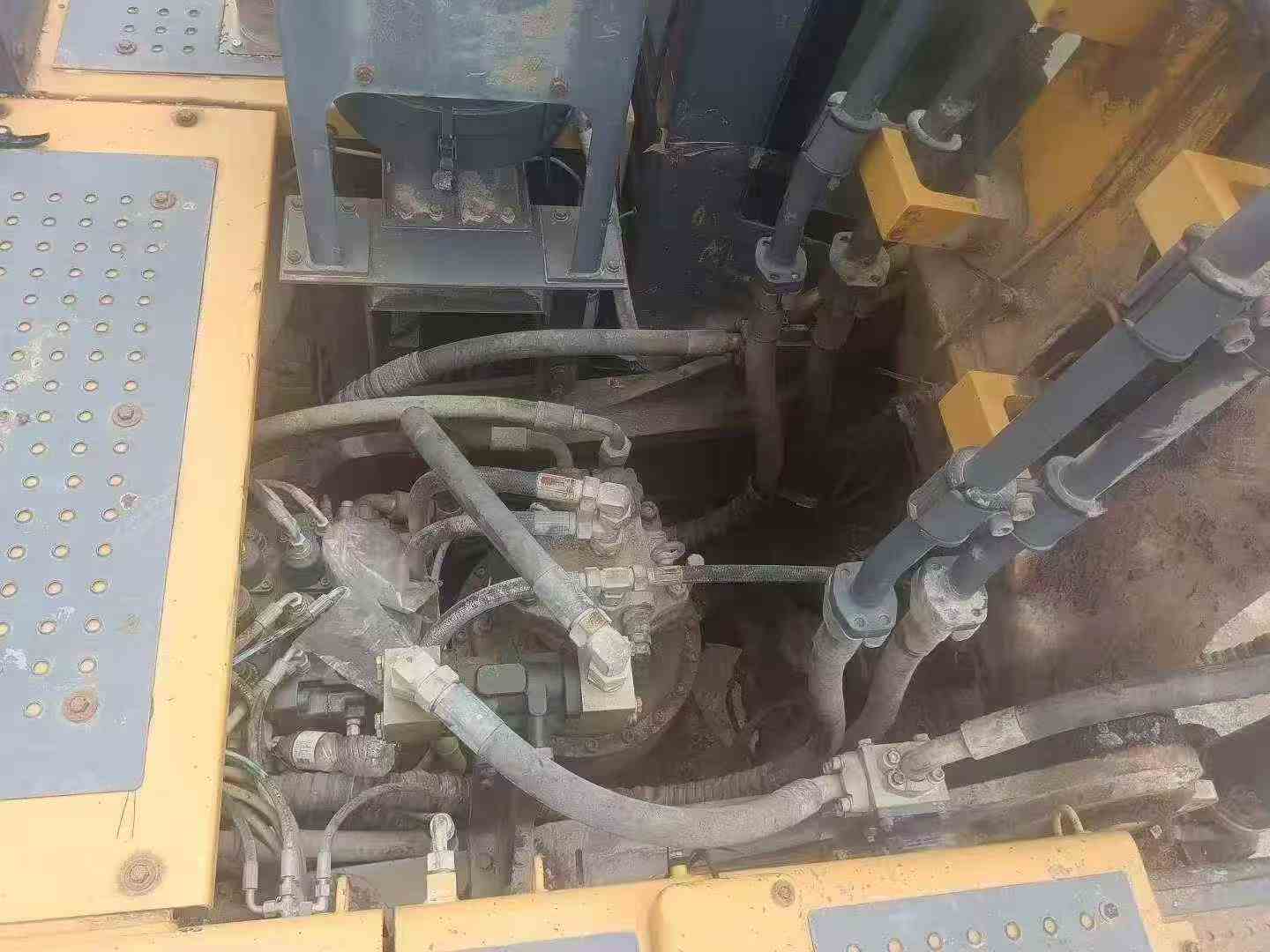 Buy XCMG XE490D Used Excavator / 7