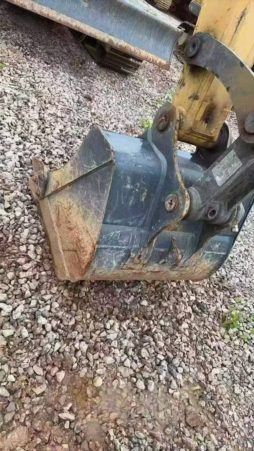 Buy XCMG XE75C Used Excavator / 6