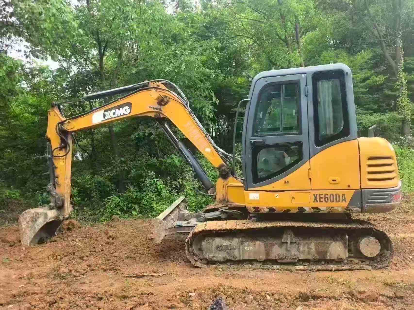 Buy XCMG XE60 Used Excavator / 3