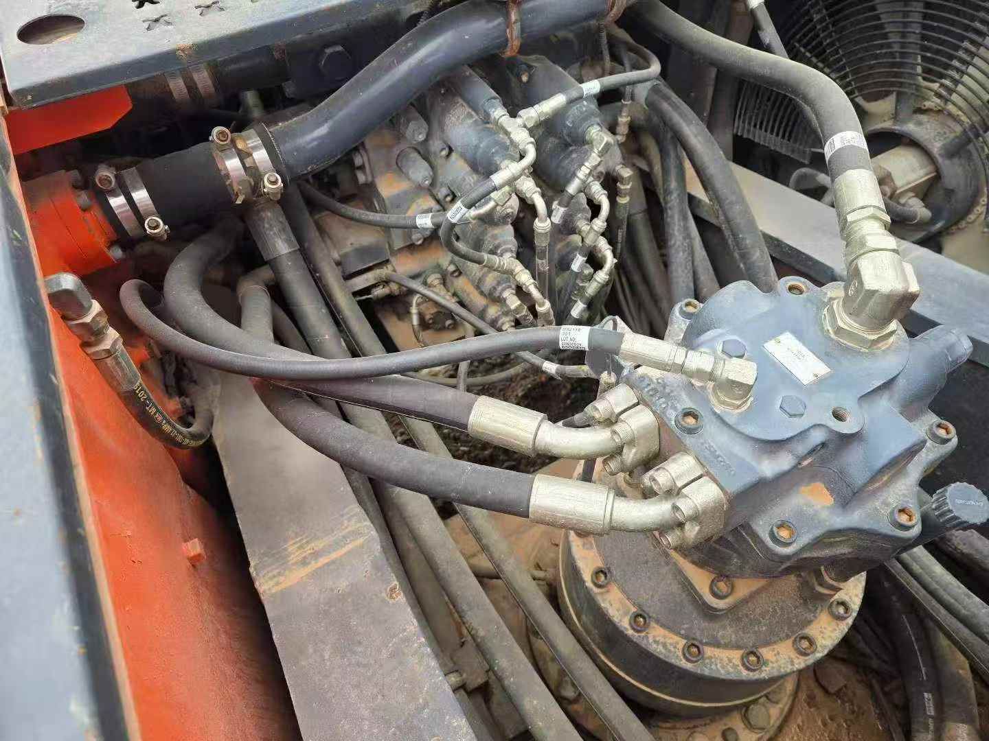 Buy Doosan DX380LC-5 Used Excavator / 2