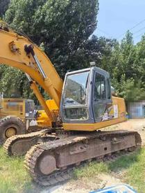 Buy Kato HD820 Used Excavator / 3 Buy Kato HD820 Used Excavator / 3