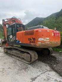 Buy Hitachi ZX240 Used Excavator / 3 Buy Hitachi ZX240 Used Excavator / 3