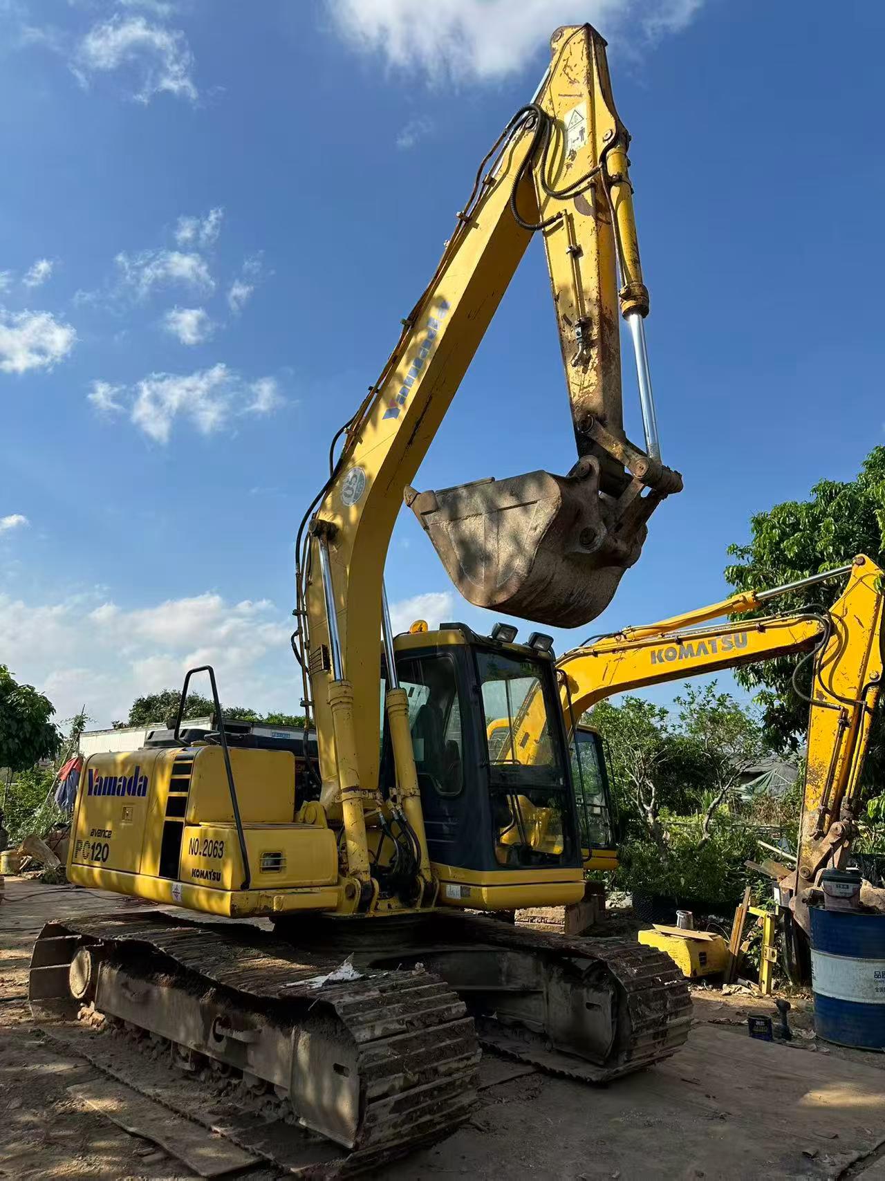 Buy Komatsu PC120-6E Used Excavator / 3