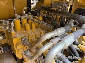 Buy Caterpillar 330B Used Excavator / 9 Buy Caterpillar 330B Used Excavator / 9