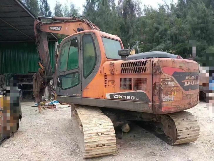 Buy Doosan S130W-3 Used Excavator / 1