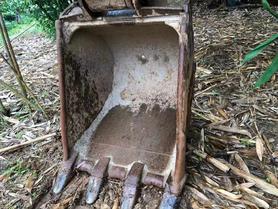 Buy Caterpillar 320A Used Excavator / 6 Buy Caterpillar 320A Used Excavator / 6