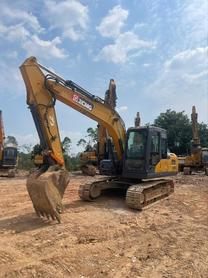 Buy XCMG XE135D Used Excavator / 3 Buy XCMG XE135D Used Excavator / 3