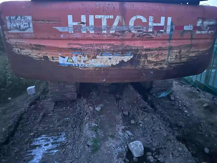 Buy Hitachi ZX330-3 Used Excavator / 1