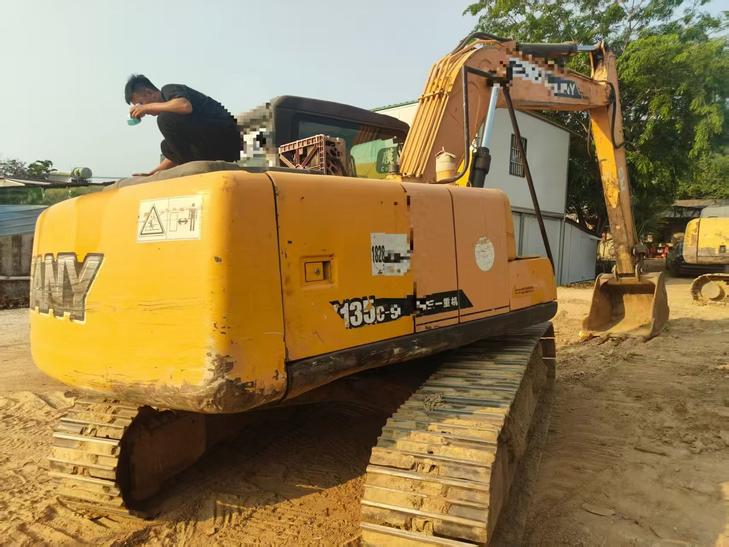 Buy Sany SY135-8S Used Excavator / 1