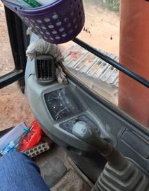 Buy Hitachi EX200-1 Used Excavator / 6 Buy Hitachi EX200-1 Used Excavator / 6