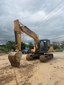 Buy XCMG XE150 Used Excavator / 2 Buy XCMG XE150 Used Excavator / 2