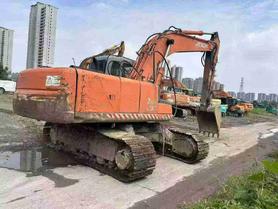 Buy Hitachi ZX200-6 Used Excavator / 3 Buy Hitachi ZX200-6 Used Excavator / 3