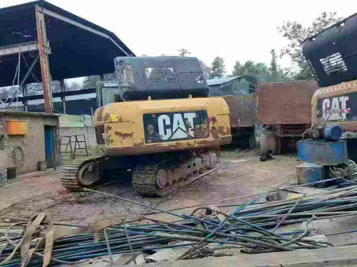 Buy Caterpillar 329D Used Excavator / 4