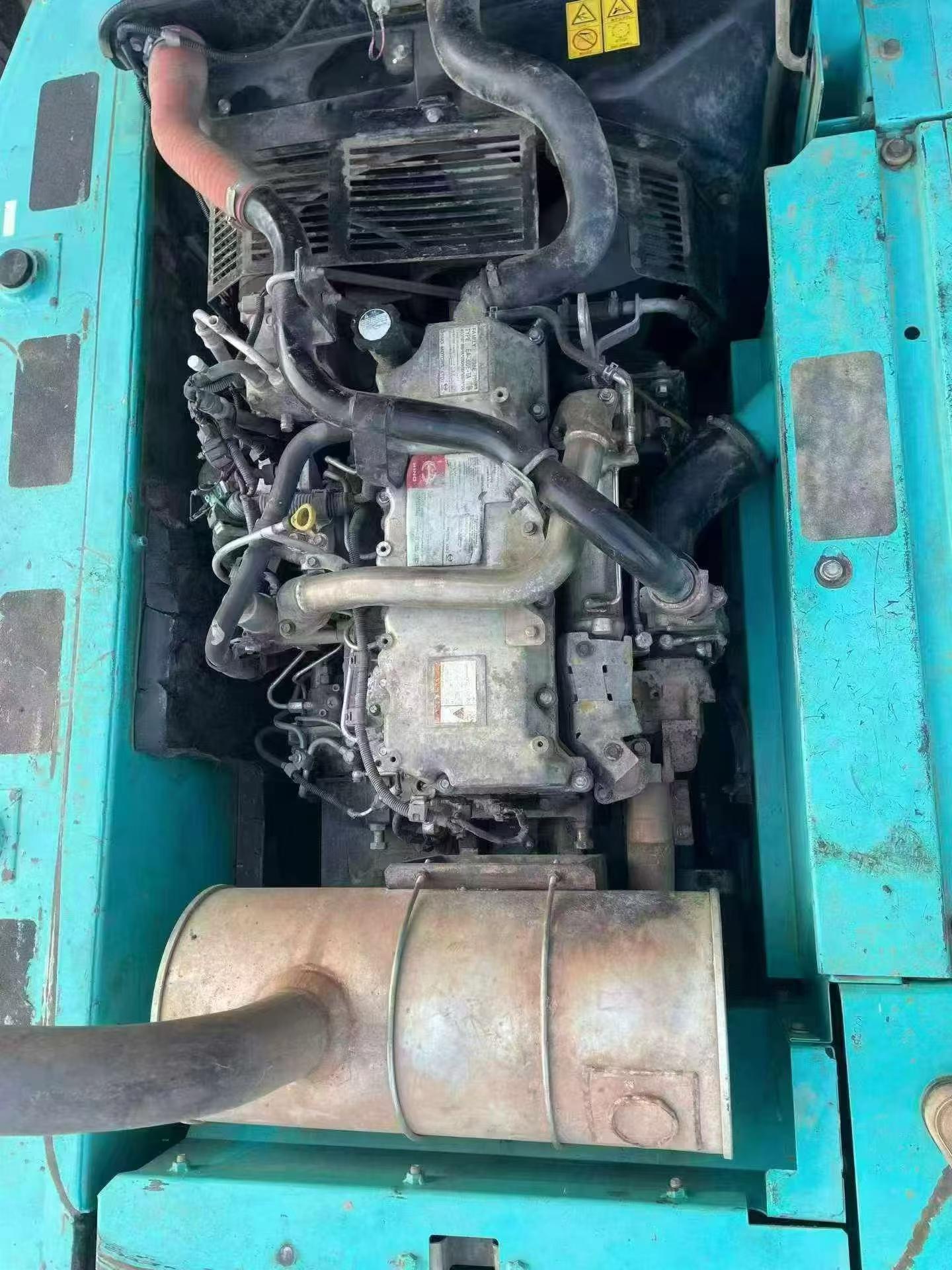 Buy Kobelco SK200-2 Used Excavator / 8
