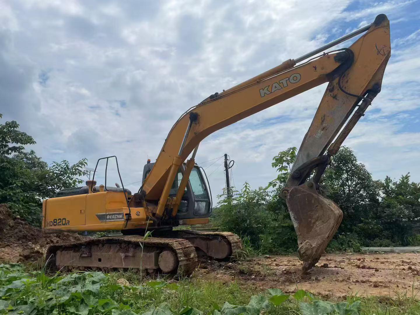 Buy Kato HD820R Used Excavator / 4