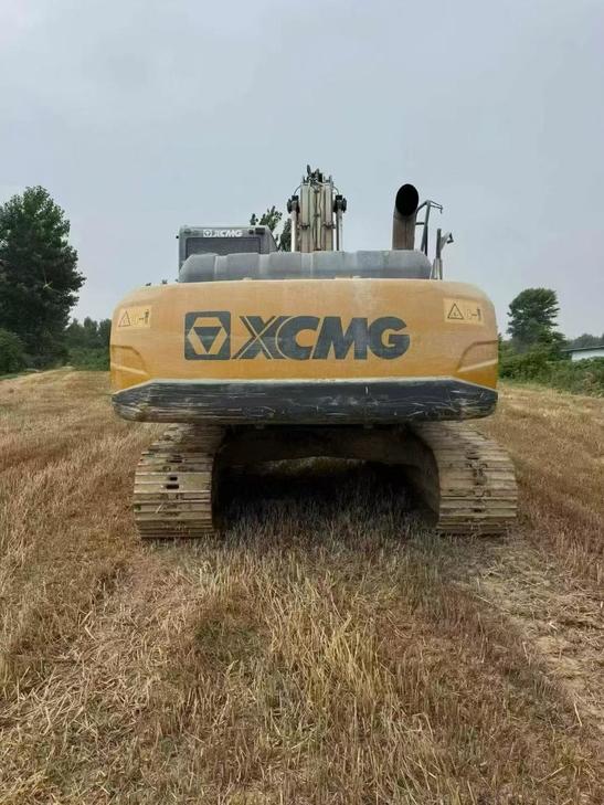 Buy XCMG XE215 Used Excavator / 1