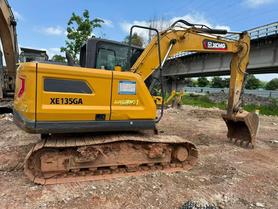 Buy XCMG XE105GA Used Excavator / 2 Buy XCMG XE105GA Used Excavator / 2