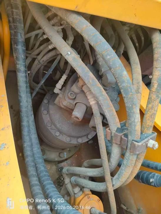 Buy Kato HD820 Used Excavator / 1