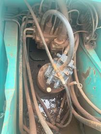 Buy Kobelco SK200-2 Used Excavator / 3 Buy Kobelco SK200-2 Used Excavator / 3