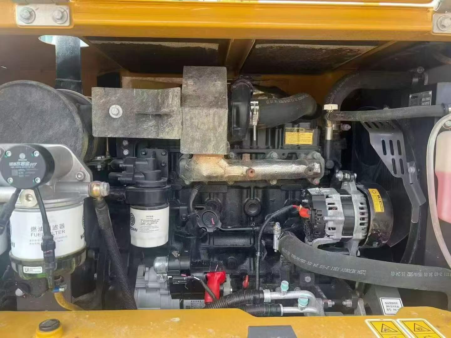 Buy XCMG XE75C Used Excavator / 2