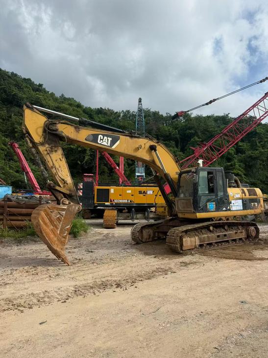 Buy Caterpillar 329D Used Excavator / 1