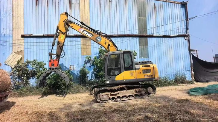 Buy XCMG XE155D Used Excavator / 1