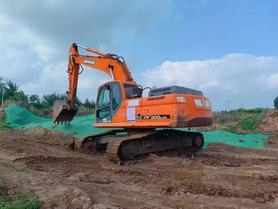 Buy Doosan DX260LC Used Excavator / 4 Buy Doosan DX260LC Used Excavator / 4