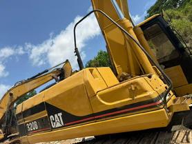 Buy Caterpillar 320BL Used Excavator / 3 Buy Caterpillar 320BL Used Excavator / 3