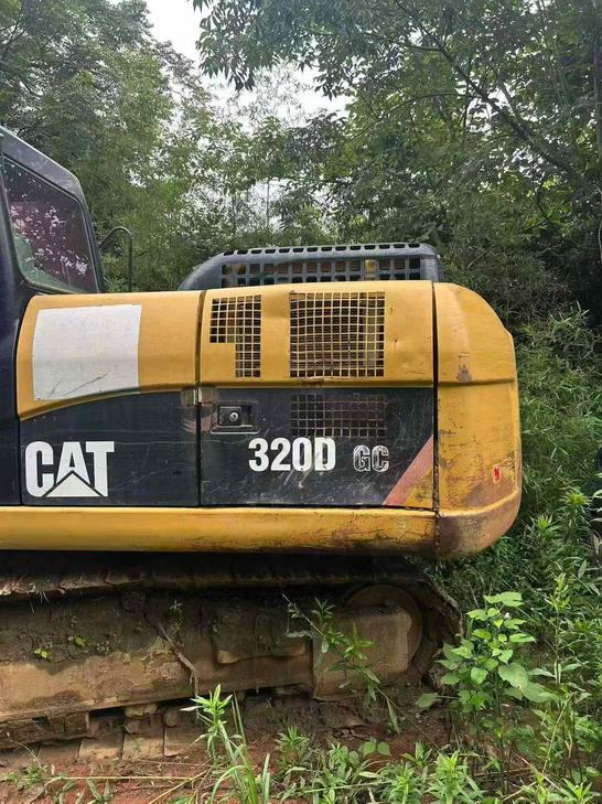 Buy Caterpillar 320D Used Excavator / 1