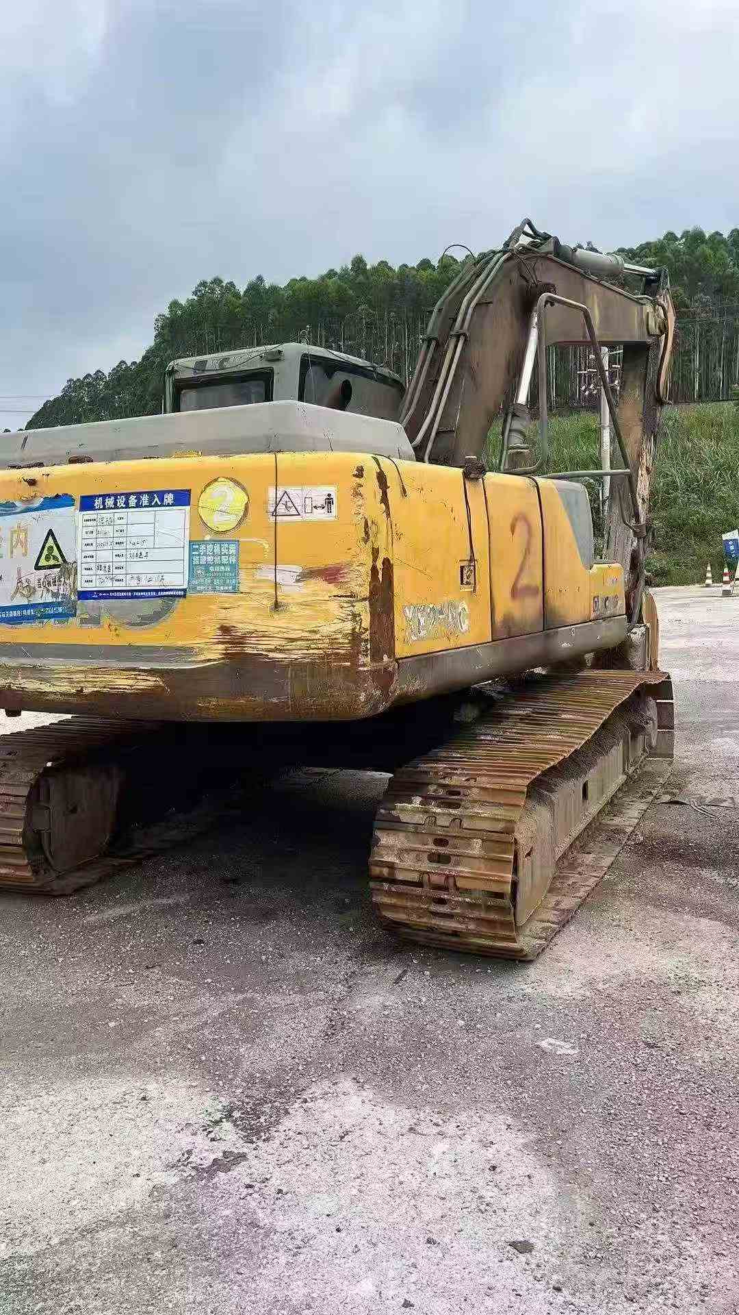 Buy XCMG XE215 Used Excavator / 3