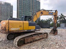 Buy XCMG XE200 Used Excavator / 3 Buy XCMG XE200 Used Excavator / 3
