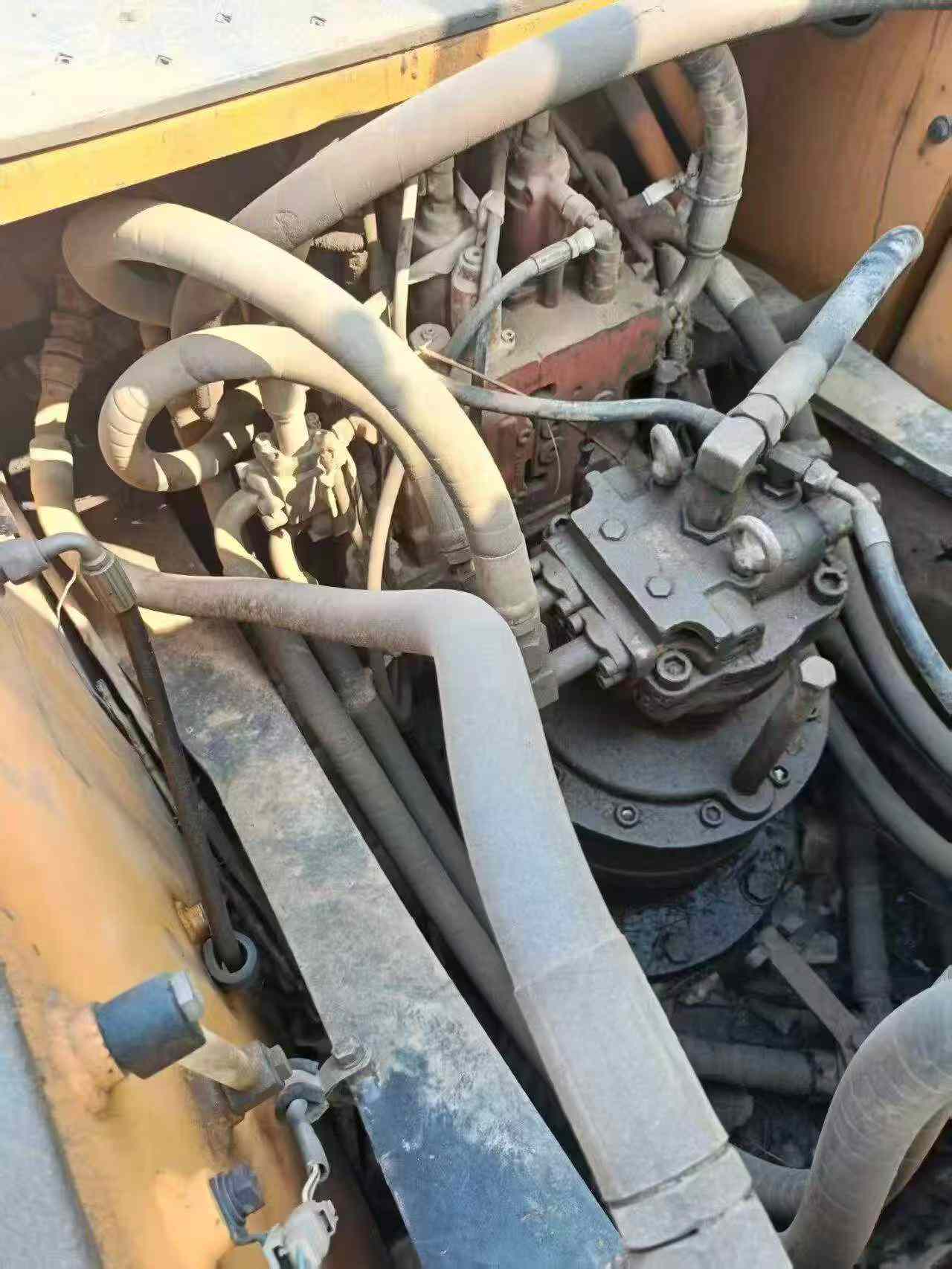 Buy Hyundai R275LVS Used Excavator / 4