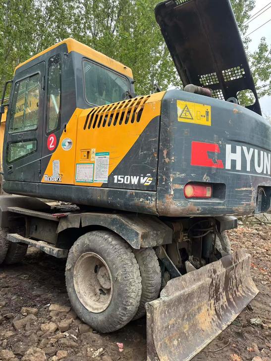 Buy Hyundai R150-7 Used Excavator / 1