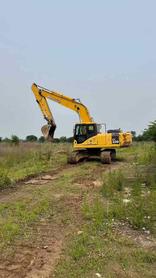 Buy Komatsu PC220-7 Used Excavator / 4 Buy Komatsu PC220-7 Used Excavator / 4