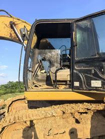 Buy Caterpillar 320D Used Excavator / 7 Buy Caterpillar 320D Used Excavator / 7