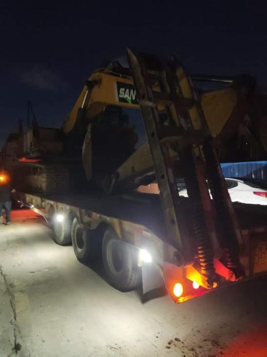 Buy Sany SY200C Used Excavator / 1