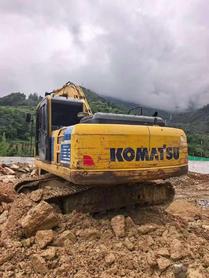 Buy Komatsu PC200 Used Excavator / 4 Buy Komatsu PC200 Used Excavator / 4