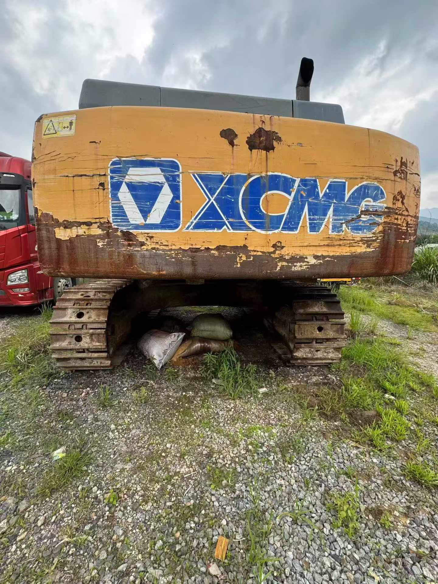 Buy XCMG XE490D Used Excavator / 3
