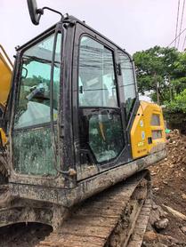 Buy XCMG XE135B Used Excavator / 6 Buy XCMG XE135B Used Excavator / 6