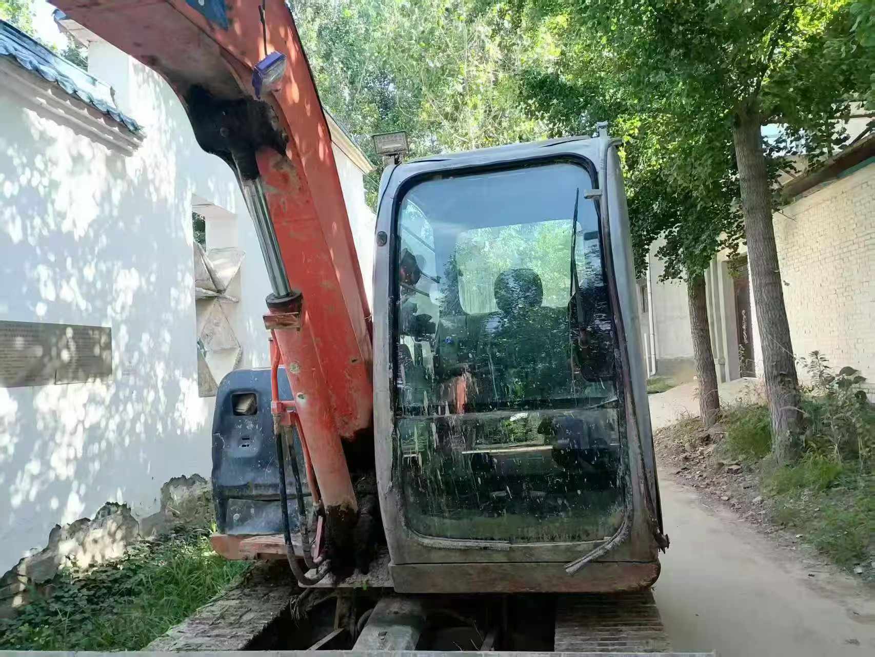 Buy Hitachi ZX60 Used Excavator / 2