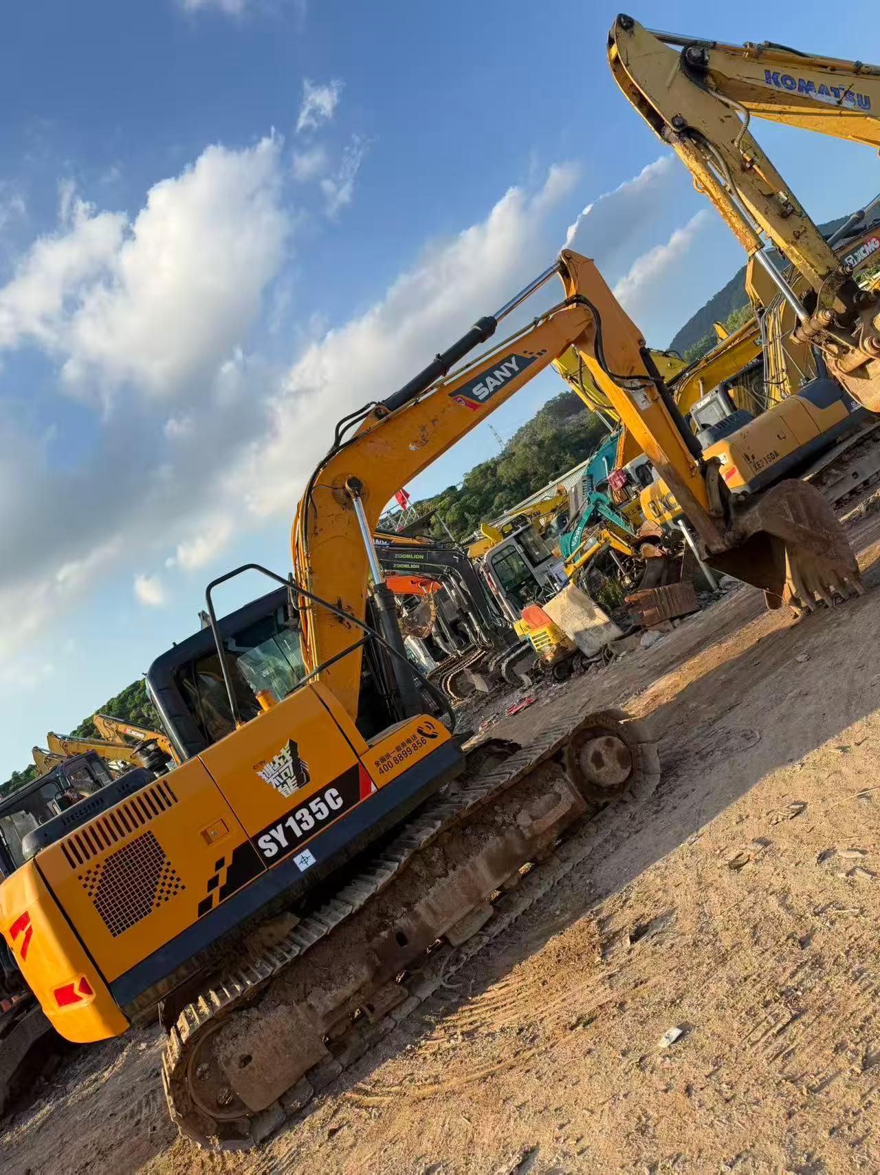 Buy Sany SY135 Used Excavator / 3