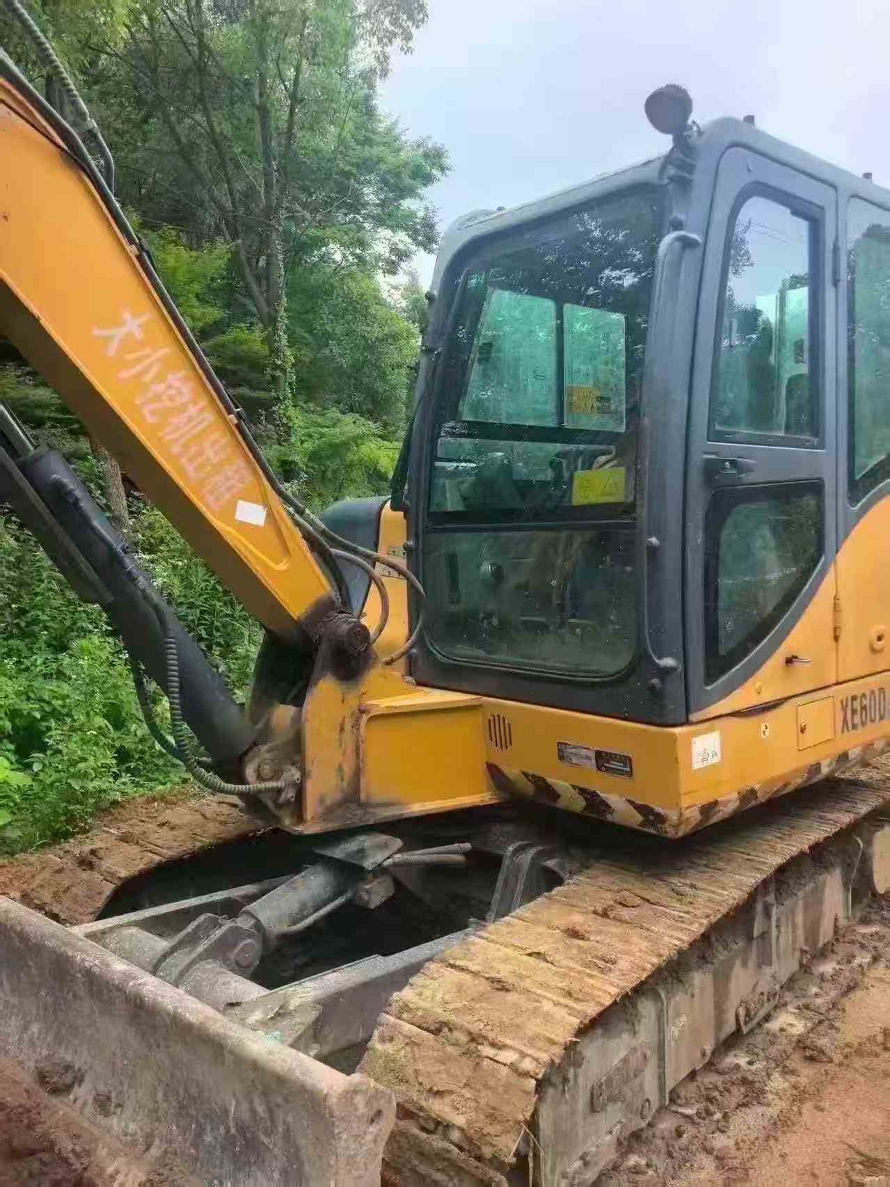Buy XCMG XE60 Used Excavator / 4