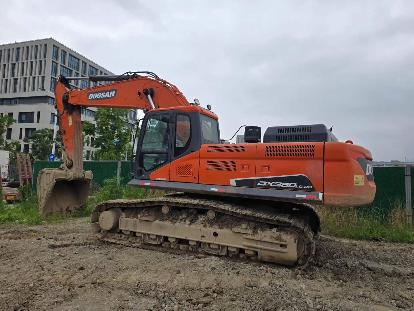 Buy Doosan DX380LC-5 Used Excavator / 6