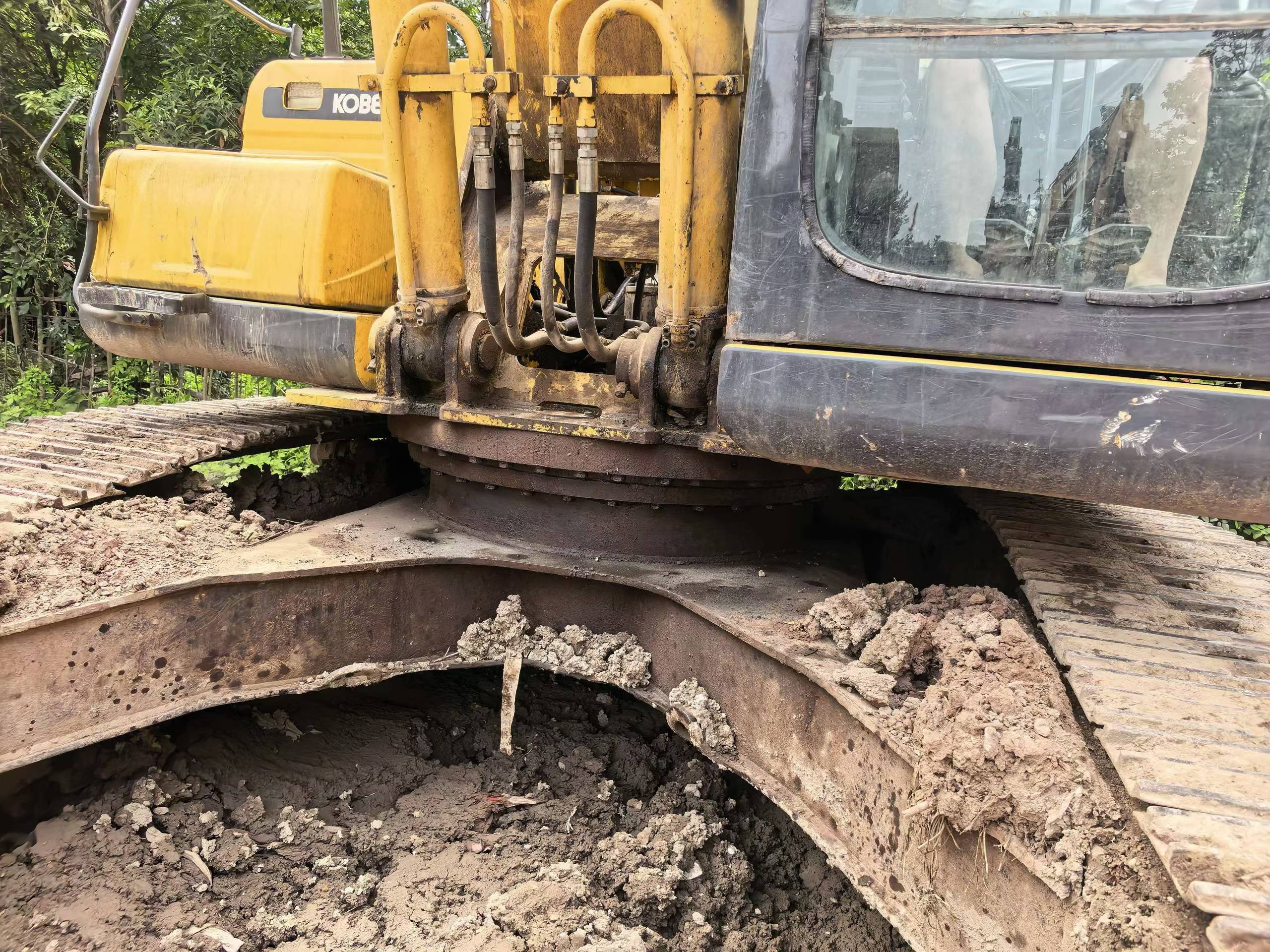 Buy Kobelco SK260 Used Excavator / 5