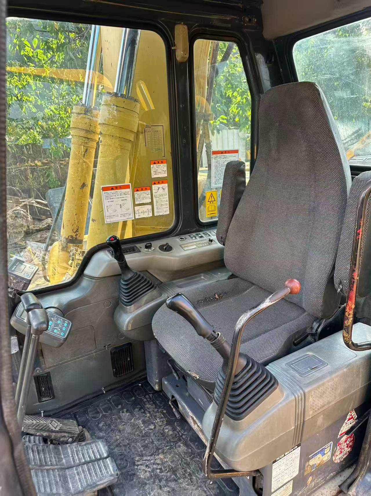 Buy Komatsu PC120-6E Used Excavator / 5