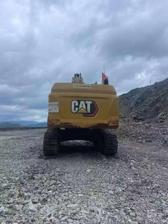 Buy Caterpillar 349E Used Excavator / 1