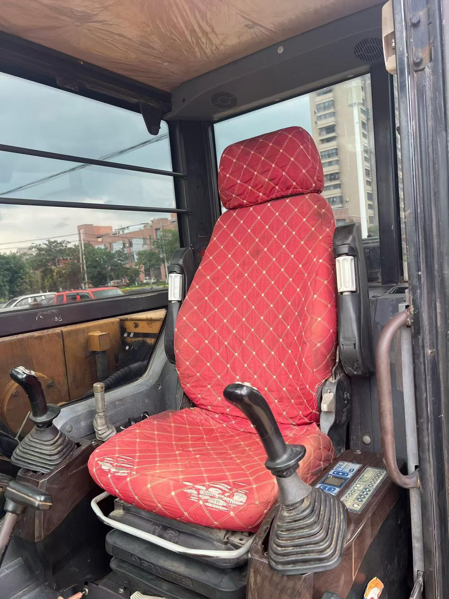 Buy Sany SY95C Used Excavator / 9